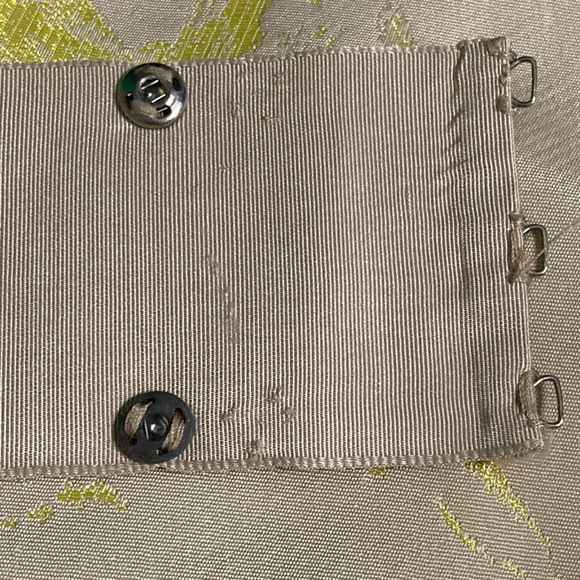 Lela Rose Beige & Chartreuse Floral Scoop Neck & Back Midi with Embellished Belt - Picture 10 of 12